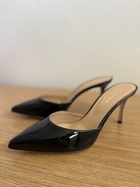 Sergio Rossi Black Patent Leather Pump